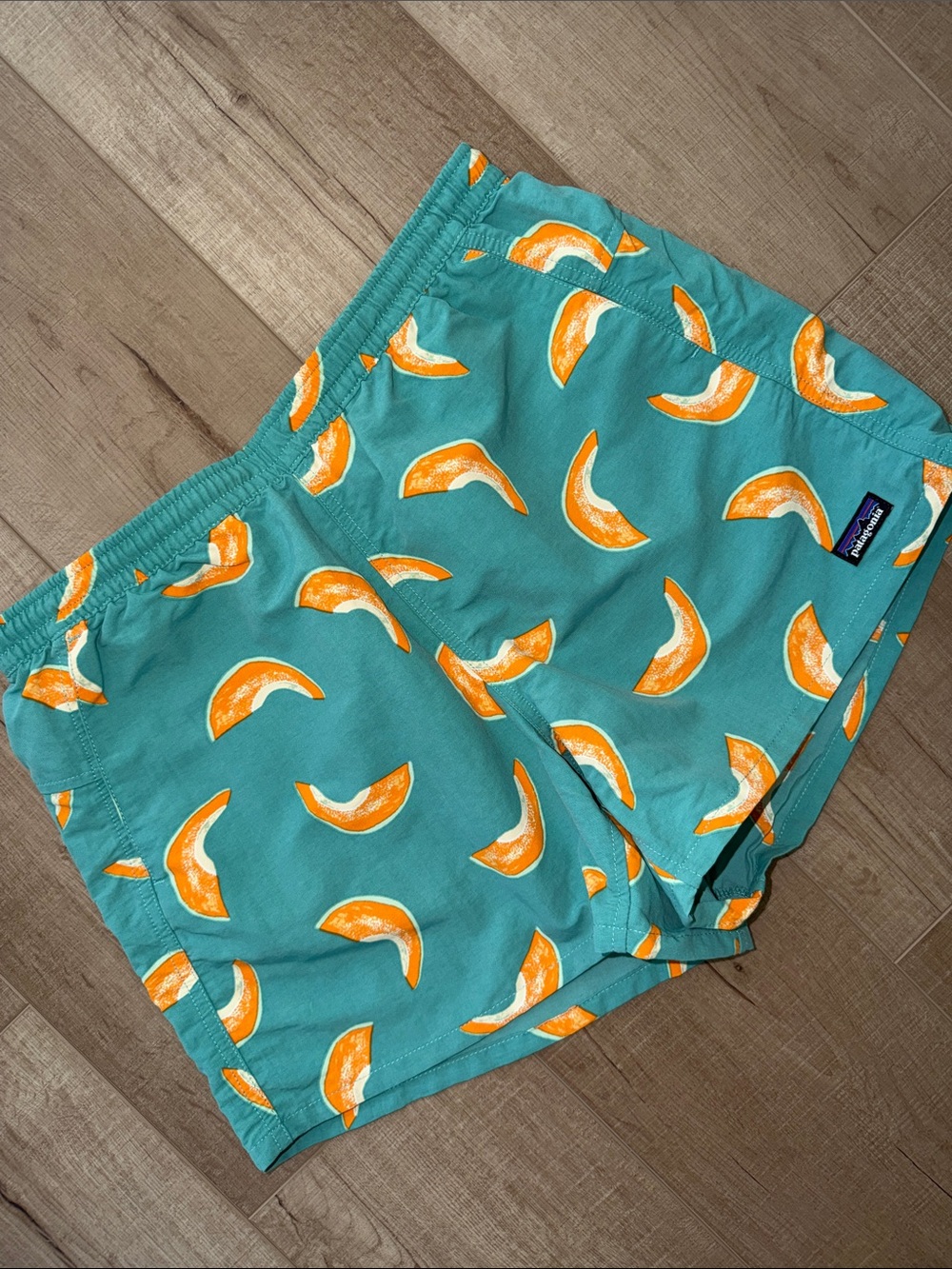 Patagonia Women’s Beryl Green Melon Shorts-MED